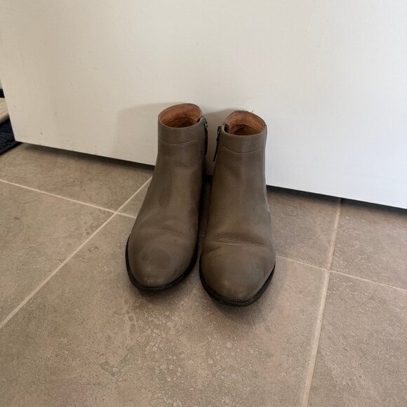 Winter leather boots in neutral brown - size 8 - Picture 5 of 5